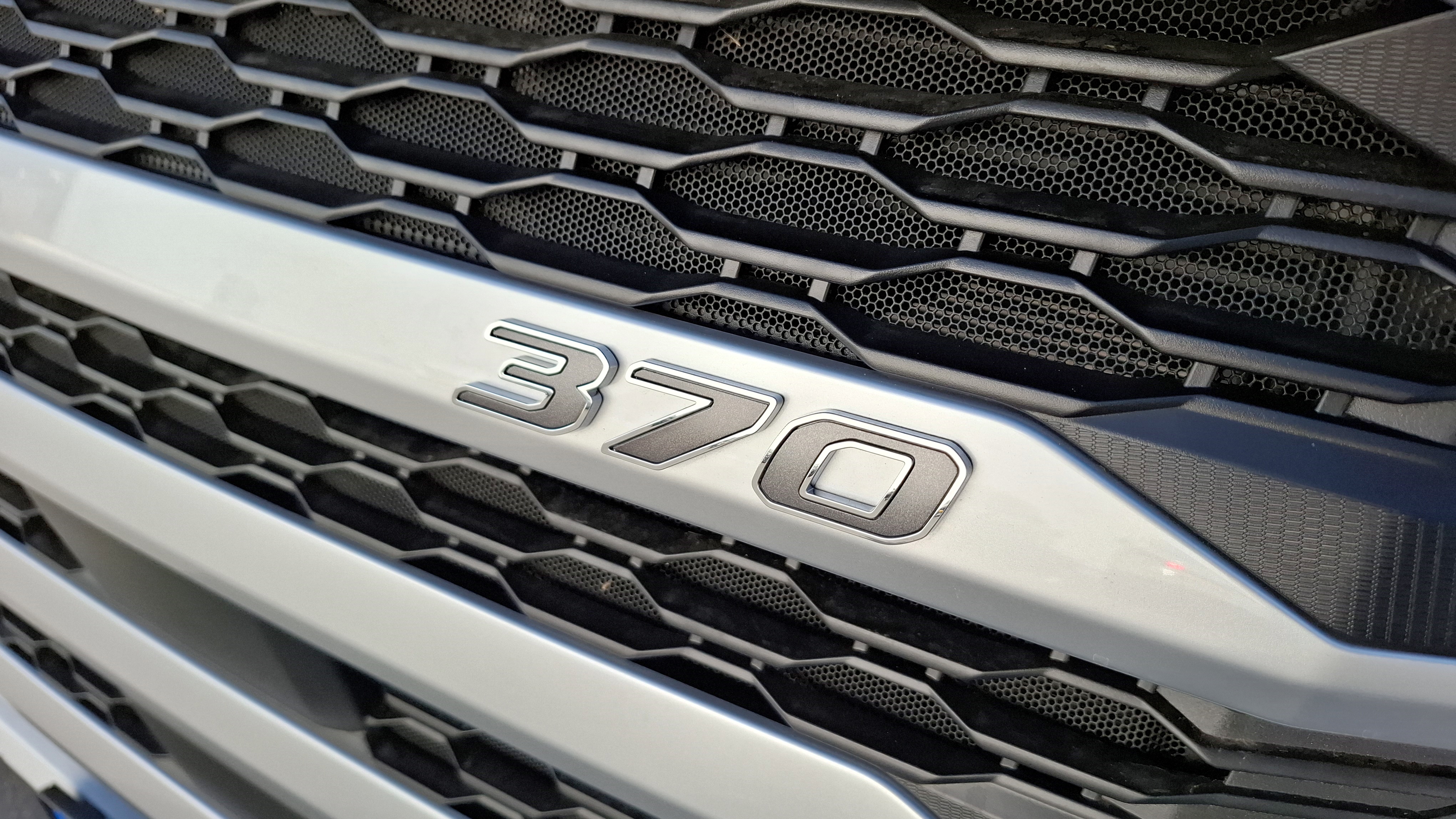 Luiten Food - DAF XD 370 FAN DC NGD