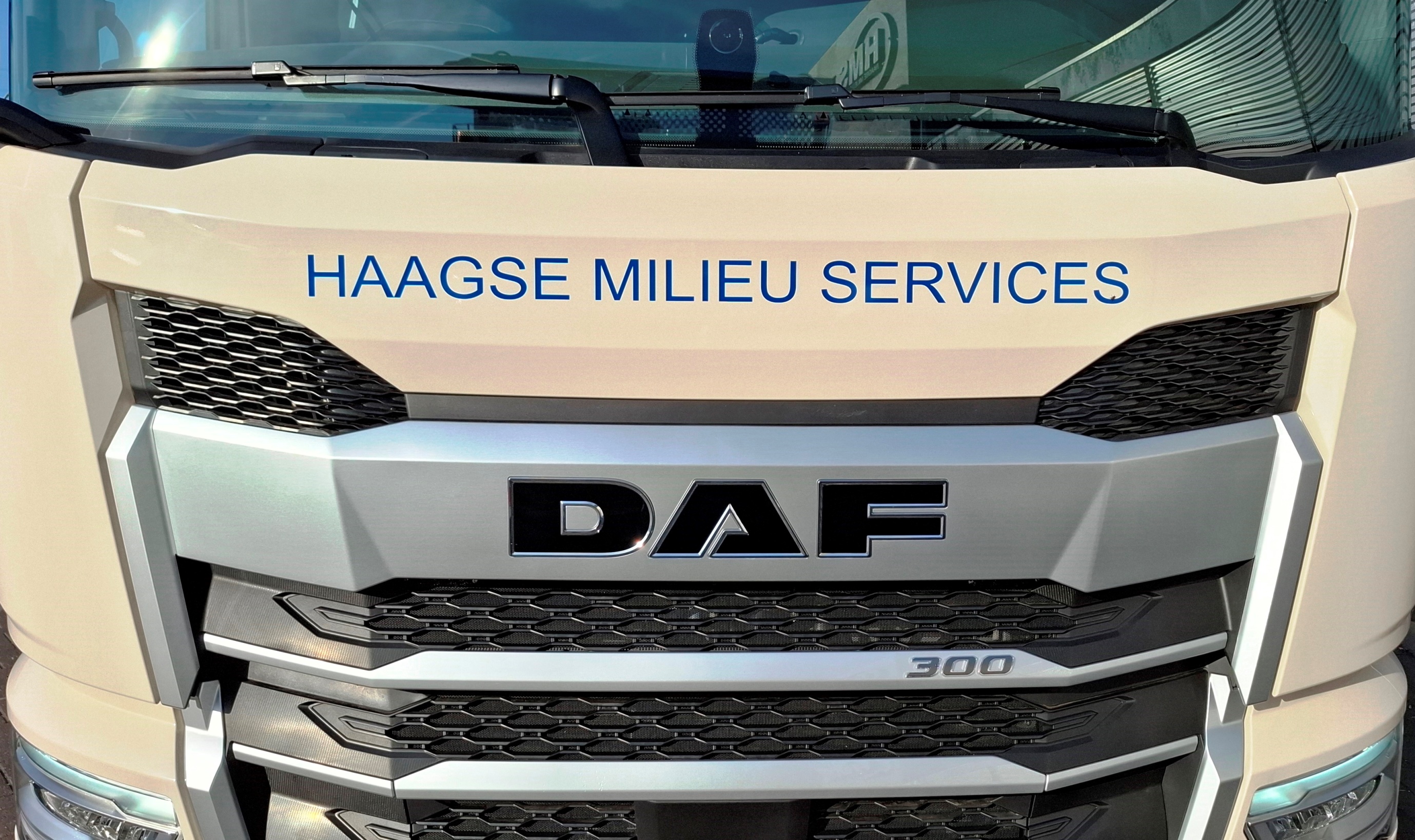 DAF XD 300 FAN DC - Haagse Milieu Services
