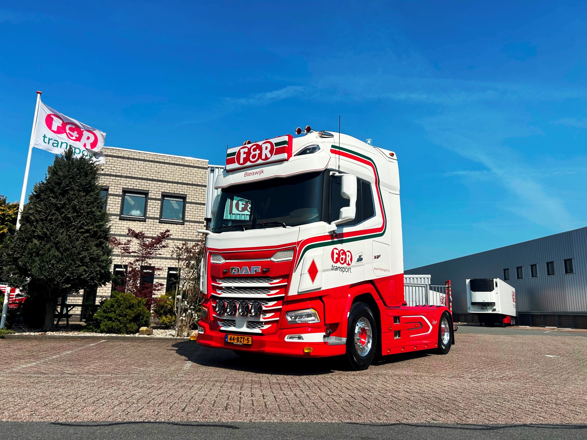 XG+ 480 FT NGD - F&R Transport