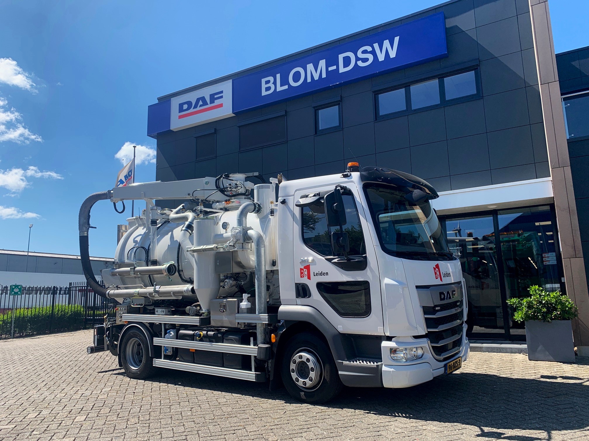 DAF XB 260 FA DC 16T - Gemeente Leiden