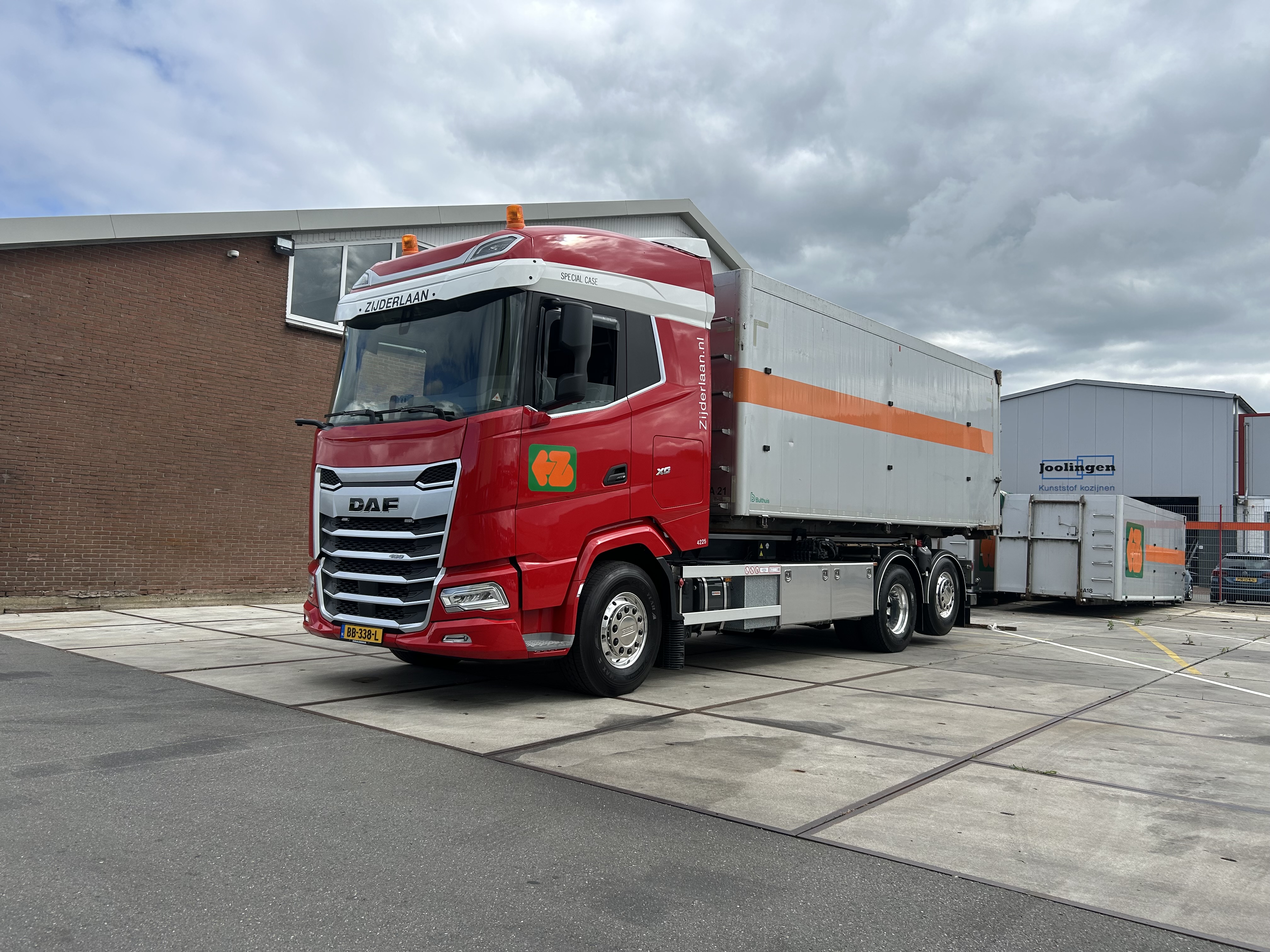 DAF XG 480 FAN Haakarm - Zijderlaan Stolwijk