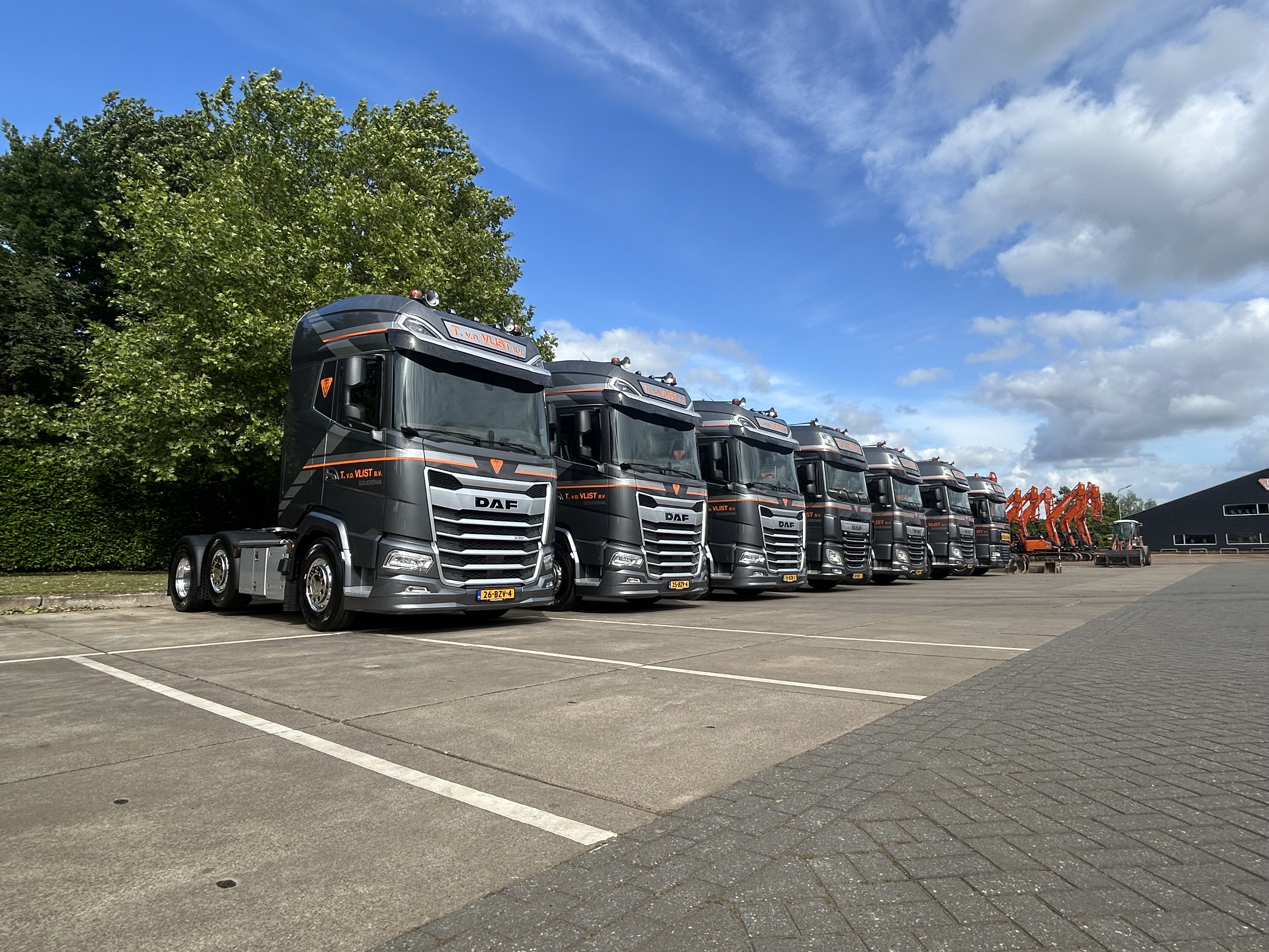 T vd Vlist - DAF XG+ 530 FTG NGD - Zwaartransport