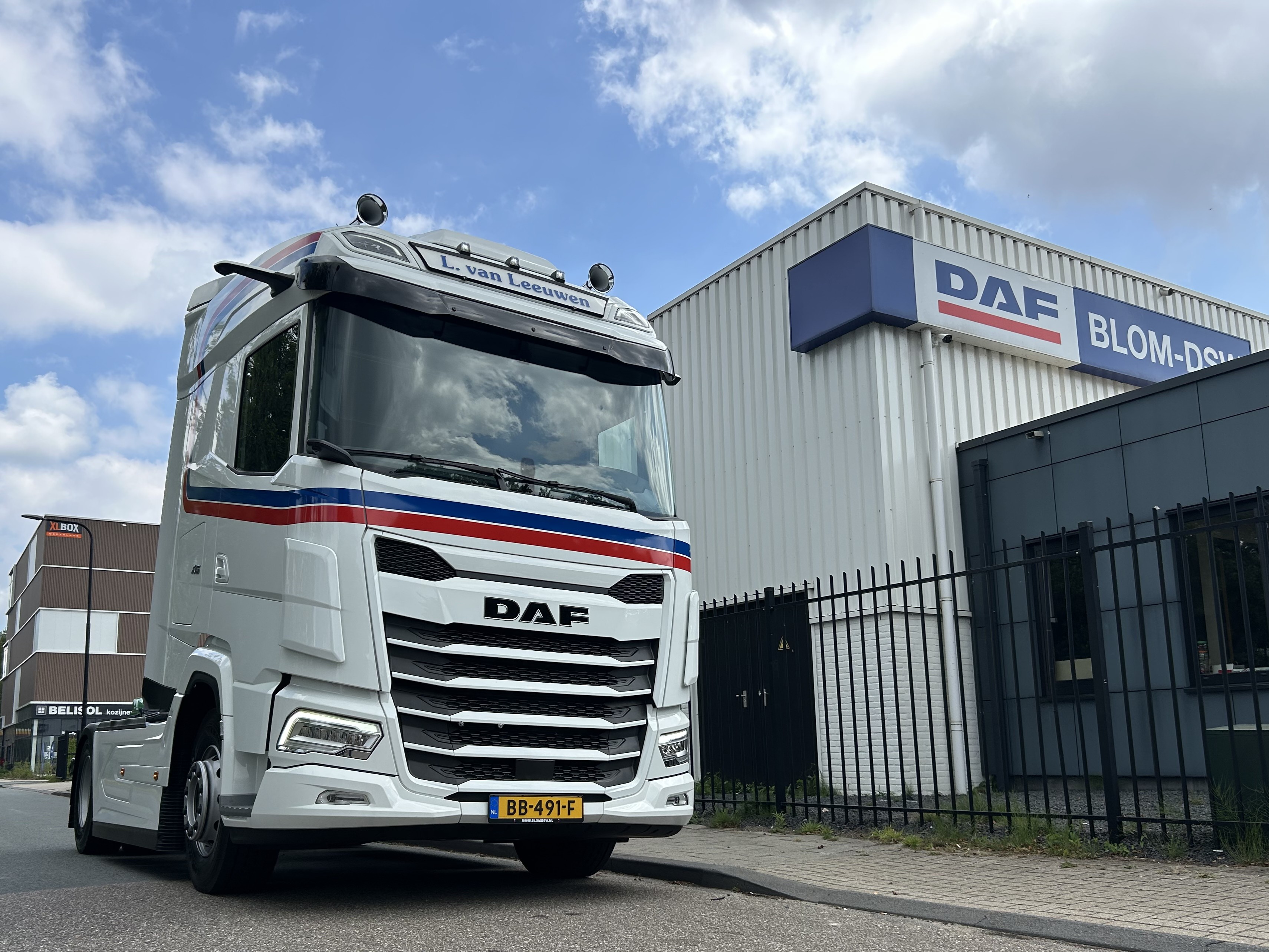 Transportbedrijf L. van Leeuwen Zevenhuizen BV -  DAF XG 480 FT NGD