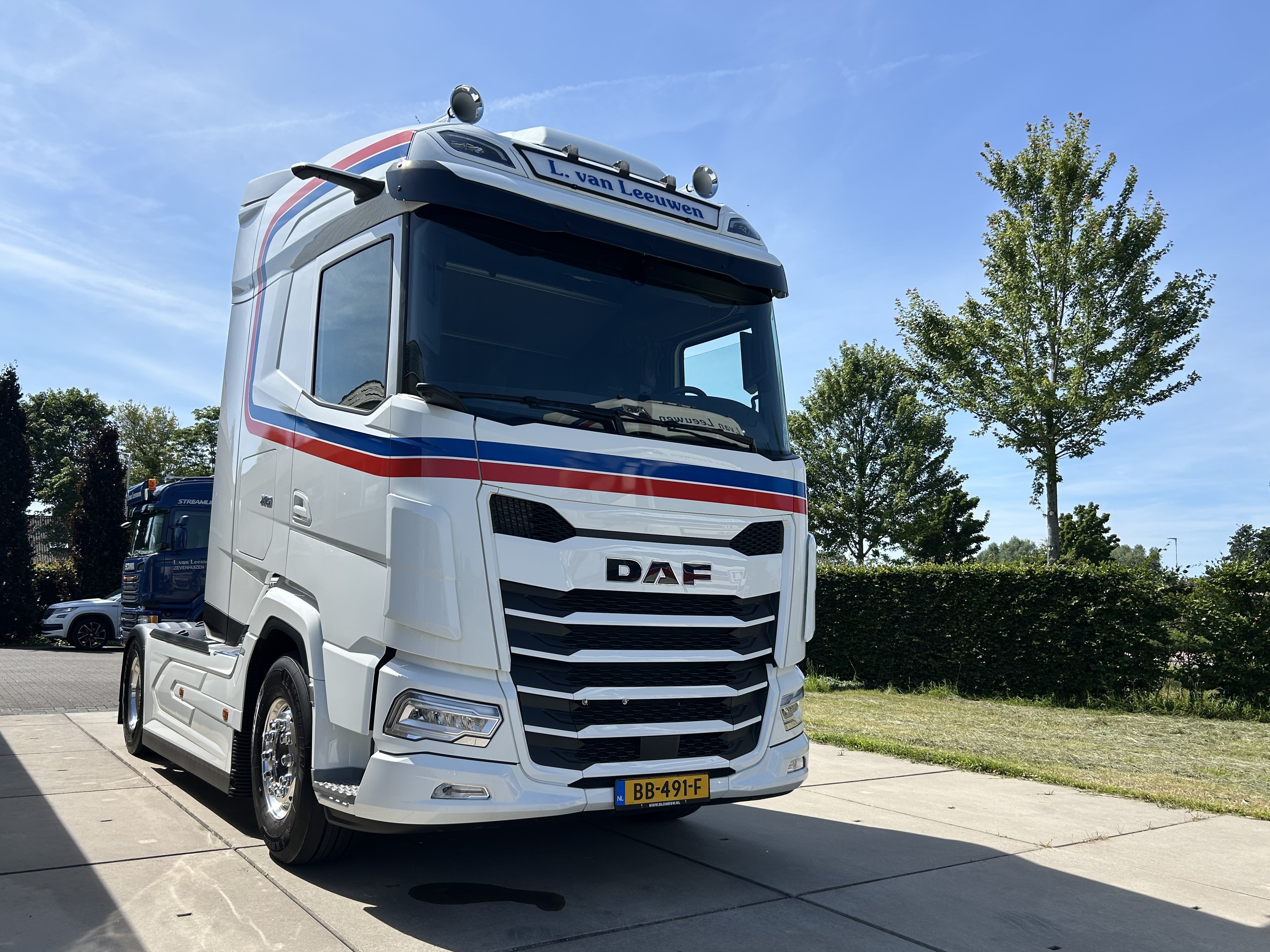 Transportbedrijf L. van Leeuwen Zevenhuizen BV -  DAF XG 480 FT NGD