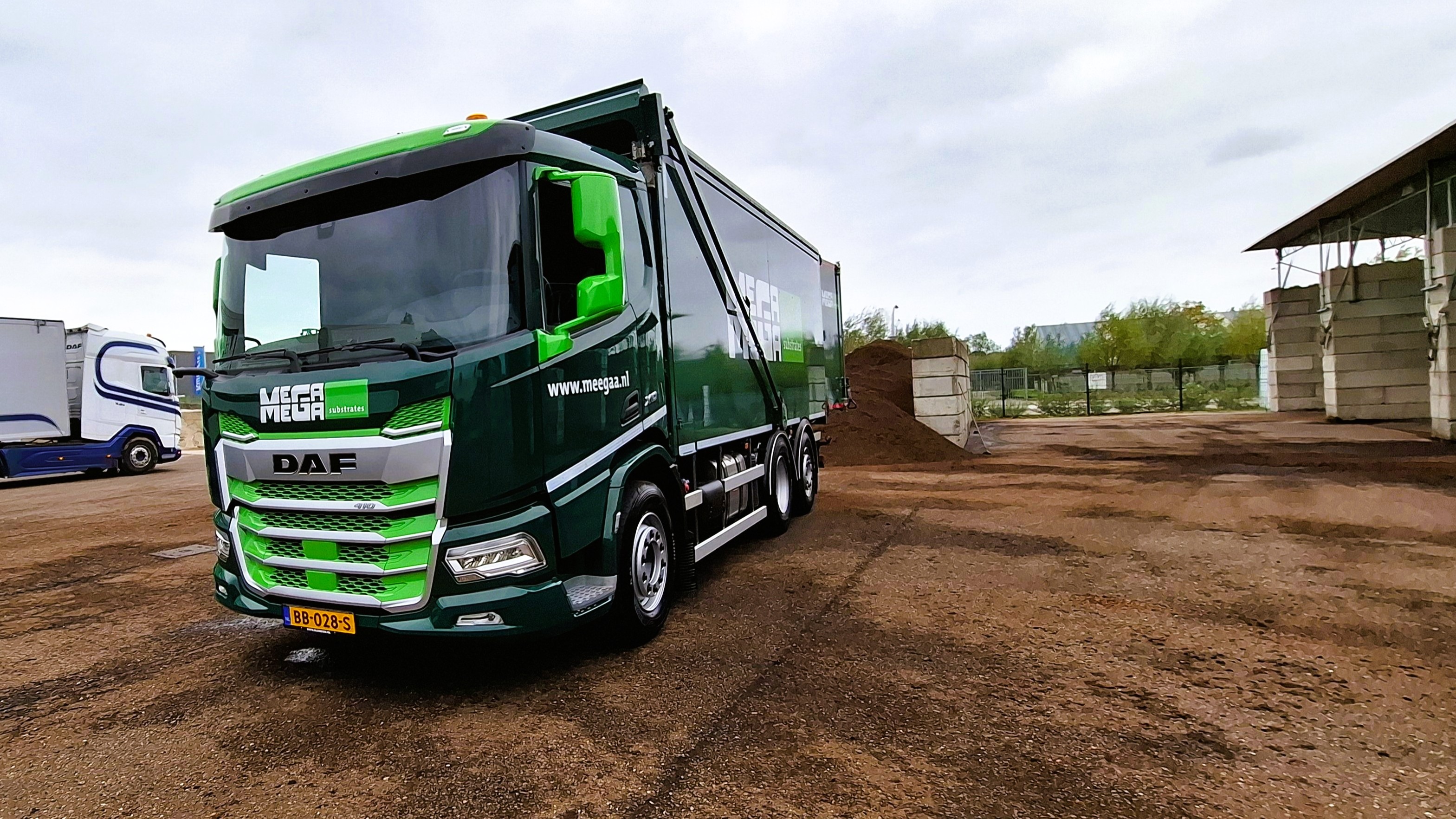 DAF XD 410 FAN DC - Meegaa Substrates