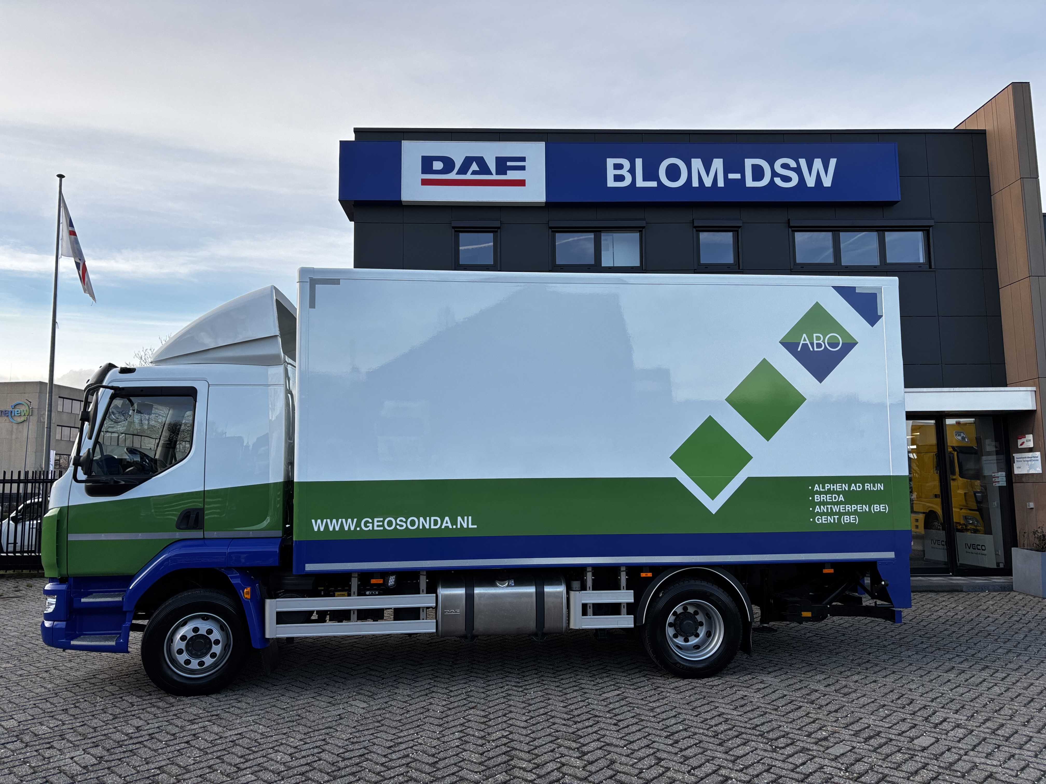 DAF XB 210 FA DC 14T - Geosonda