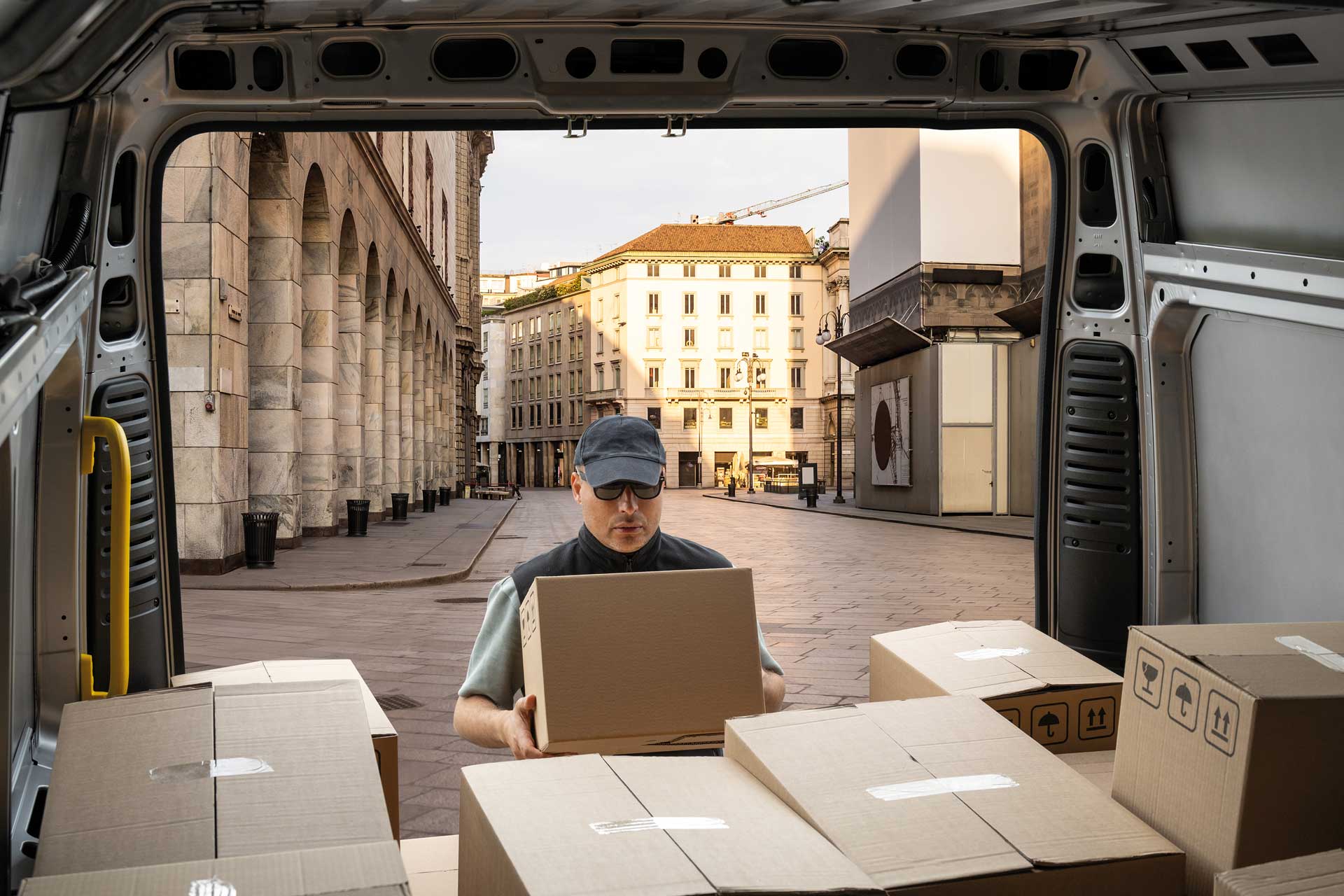 Iveco eSuperJolly laadruimte