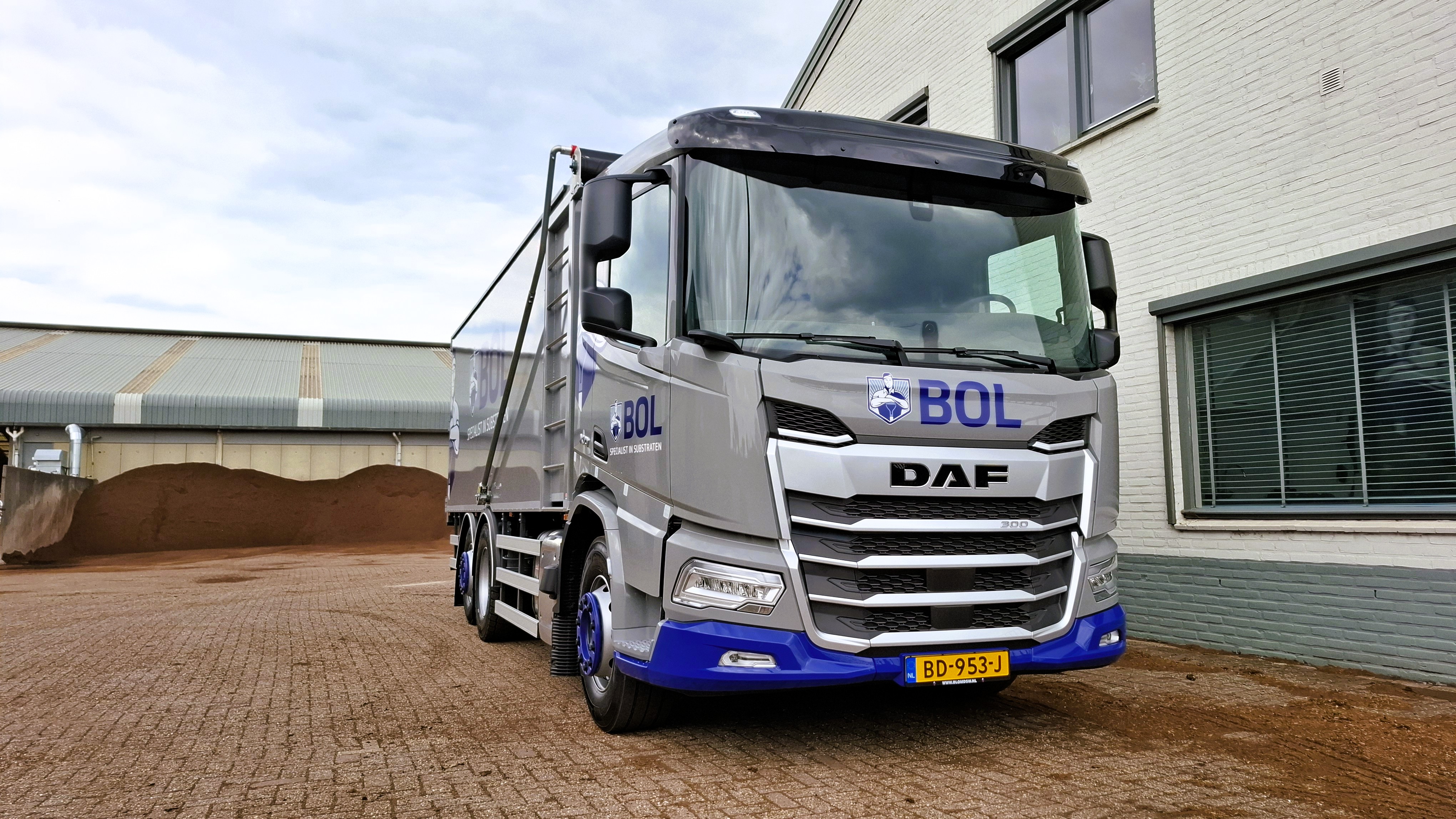DAF XD 300 FAN DC NGD - J.C. BOL & Zn BV