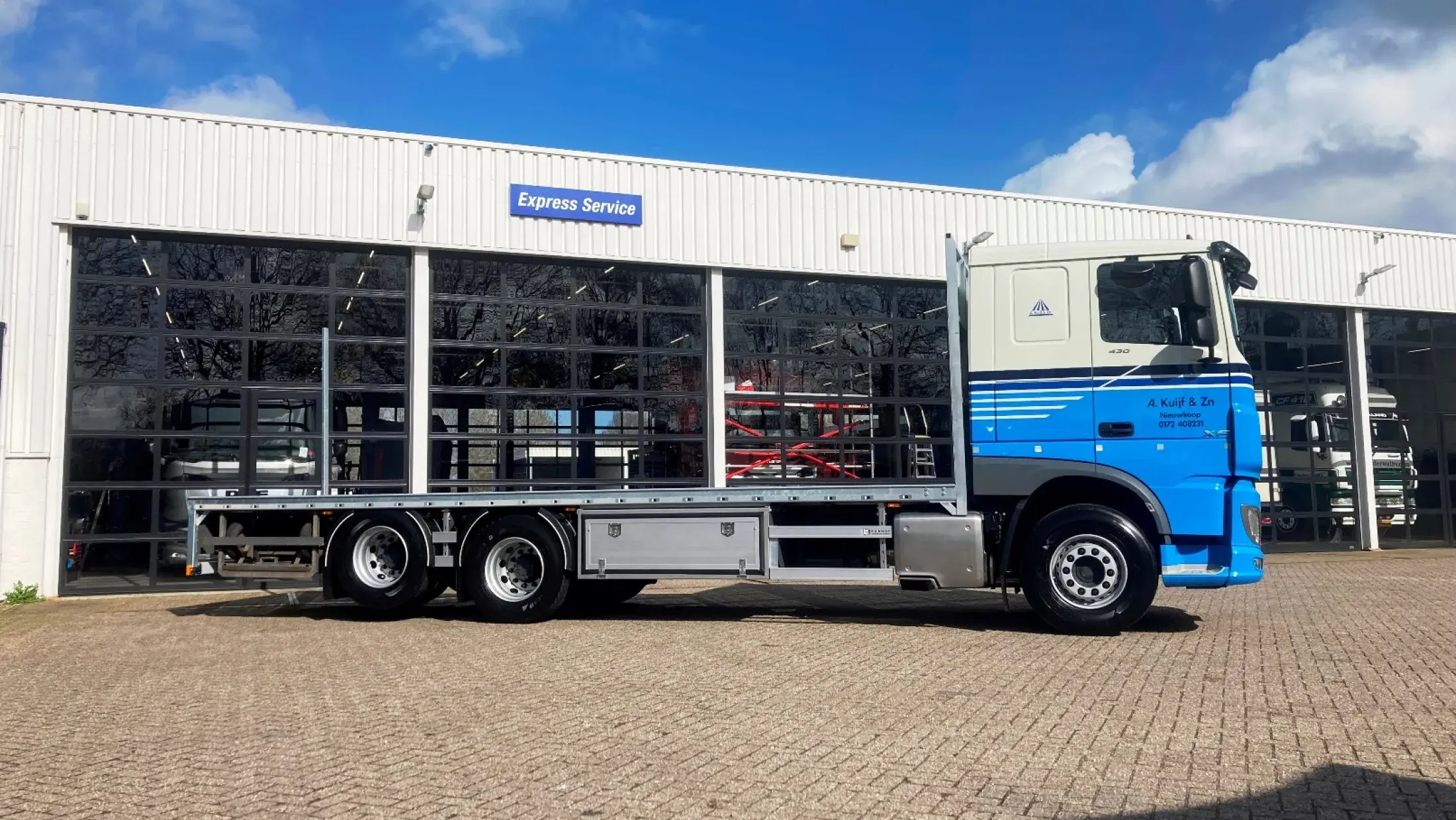 XF 430 FAS CC - Verhuurbedrijf A Kuijf en Zn BV