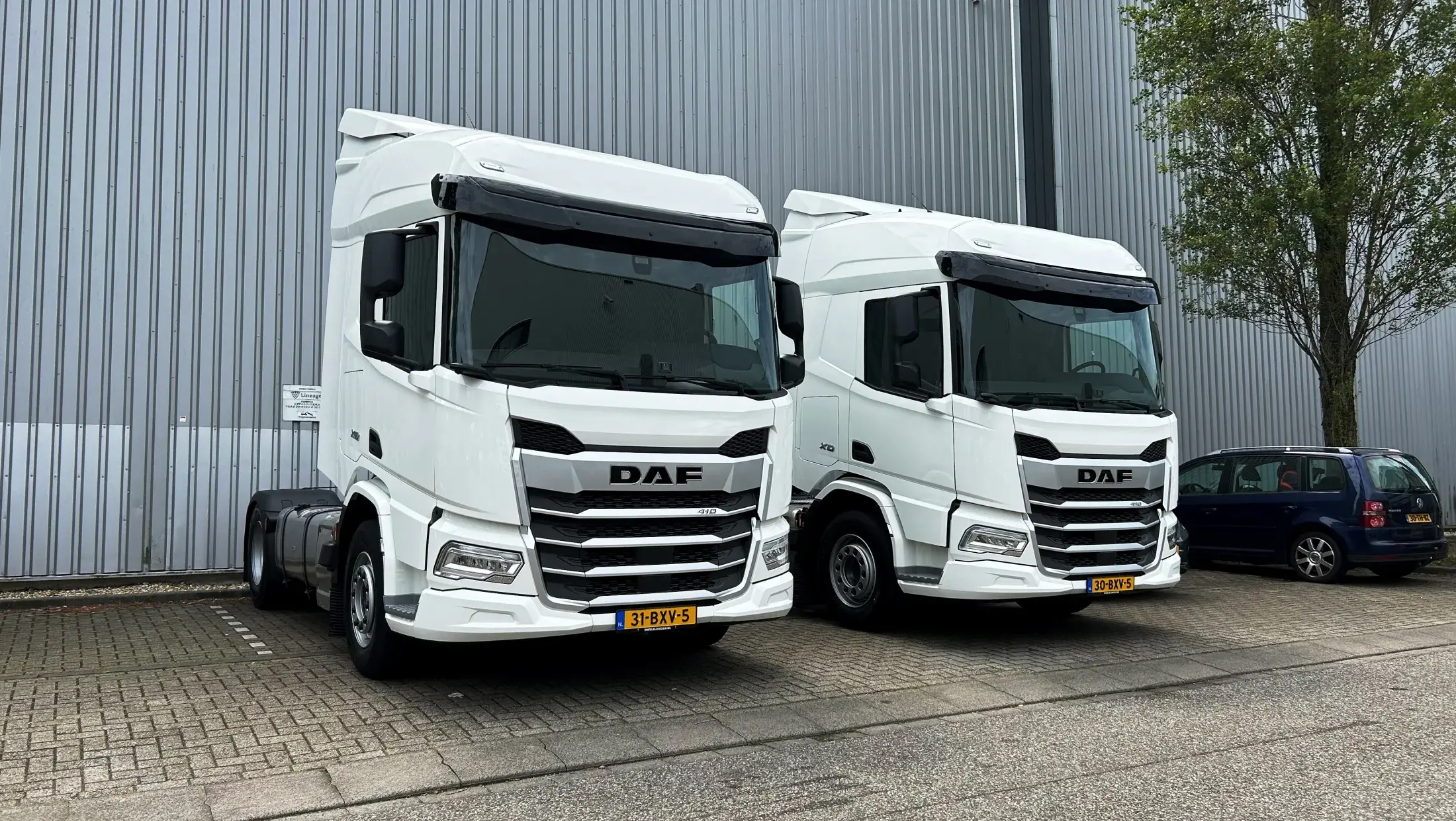 2x DAF XD 410 FT SHC NGD - Velder B.V.