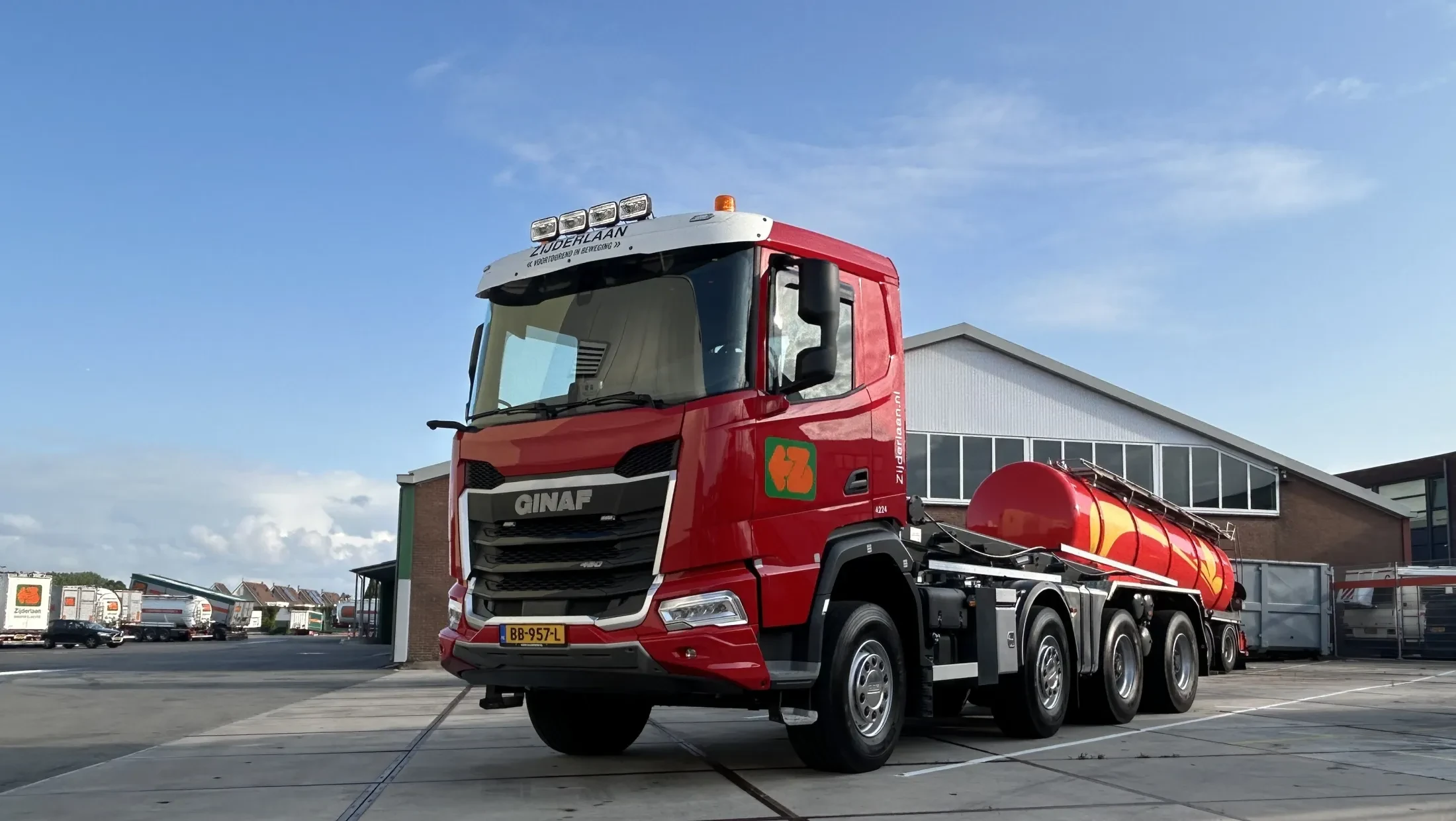 DAF - GINAF  XFC 480 FAD DC NGD 