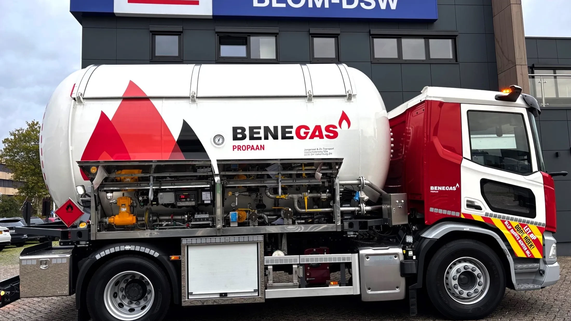 DAF XD 300 FA DC NGD - Jongeneel Transport