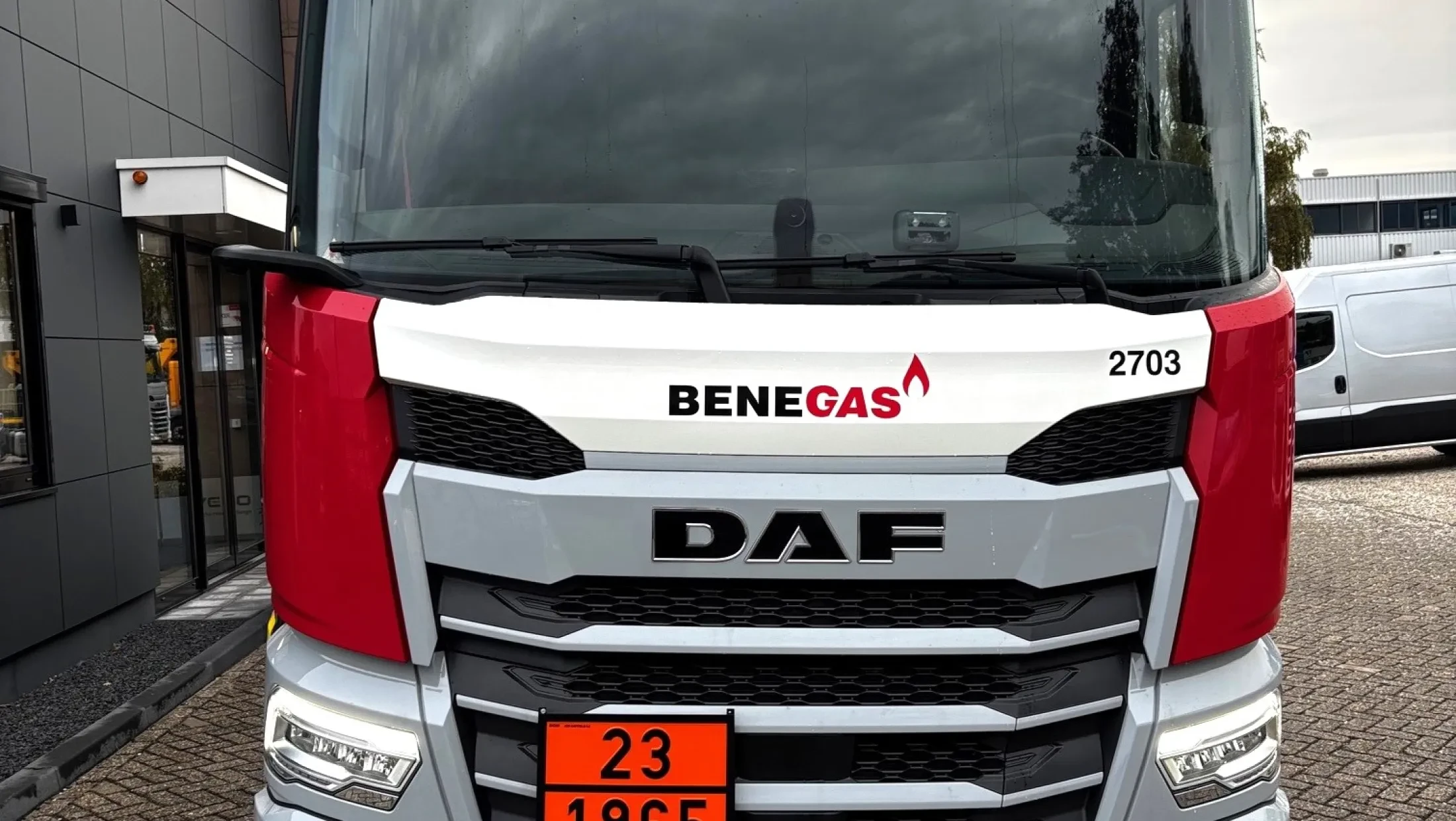 DAF XD 300 FA DC NGD - Jongeneel Transport