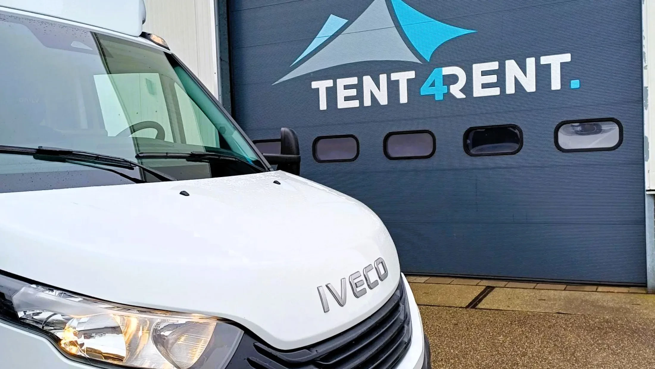 Tent4Rent - Iveco Daily 40C18