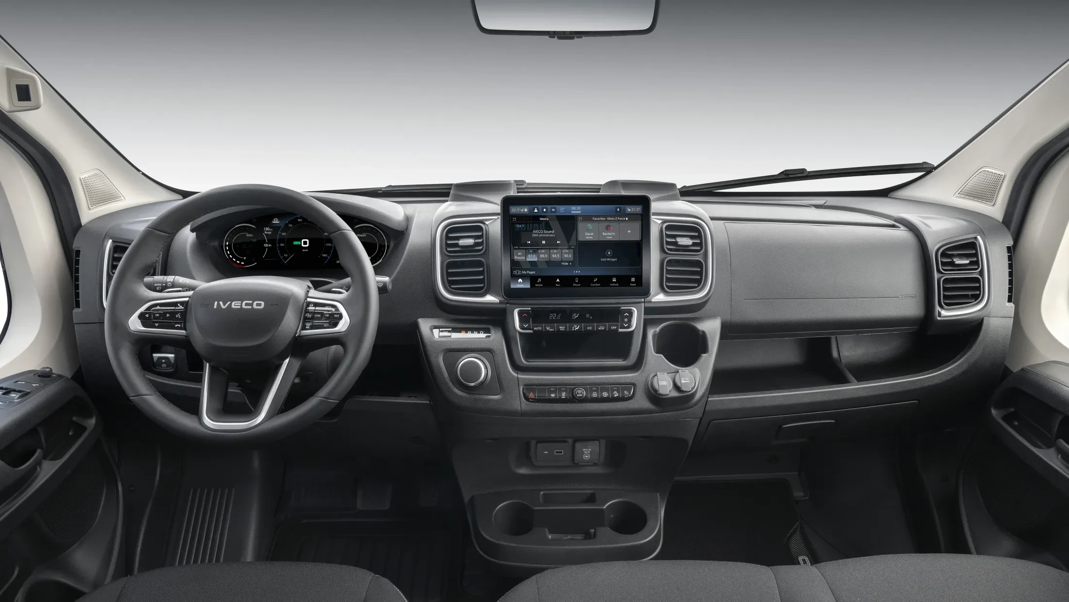 Iveco eSuperJolly dashboard