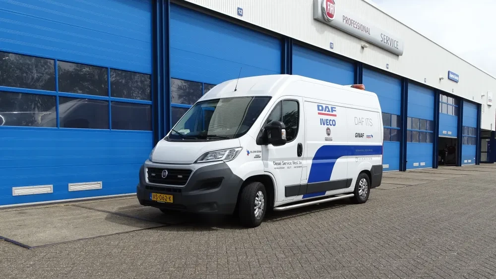 Servicebus 24/7 Blom-DSW