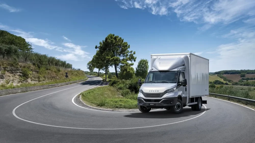 Iveco Daily Chassis Cabine Header