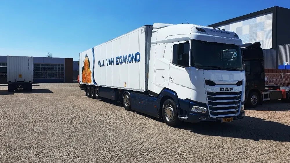 DAF XG 480 FT NGD W.J. van Egmond - Rijnsburg.jpg