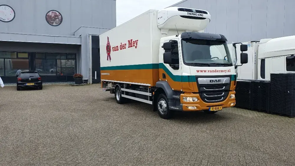 Van der Meij Vlees - DAF LF 210 FA 14t