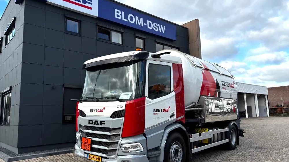 DAF XD 300 FA DC NGD - Jongeneel Transport