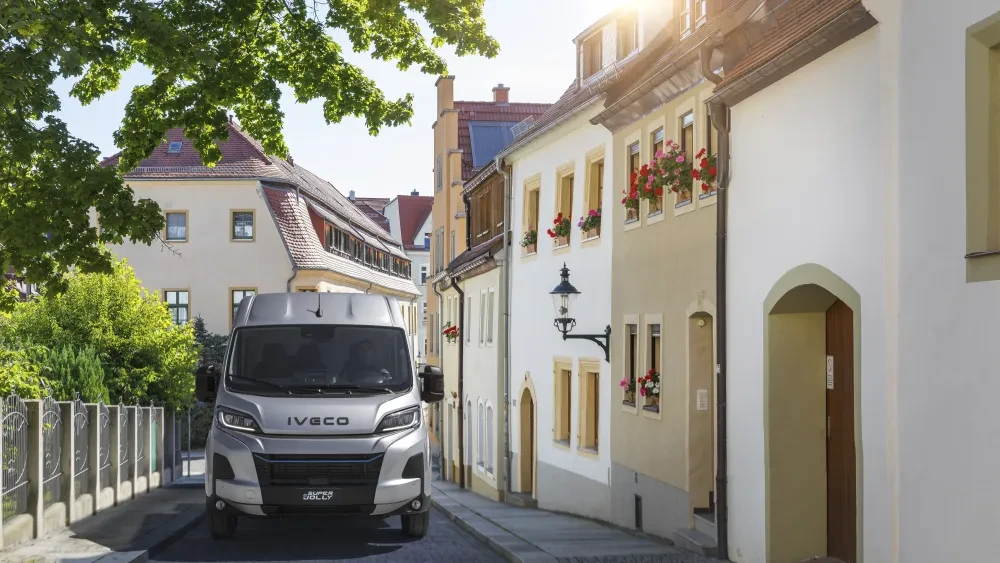 Iveco eSuperJolly City