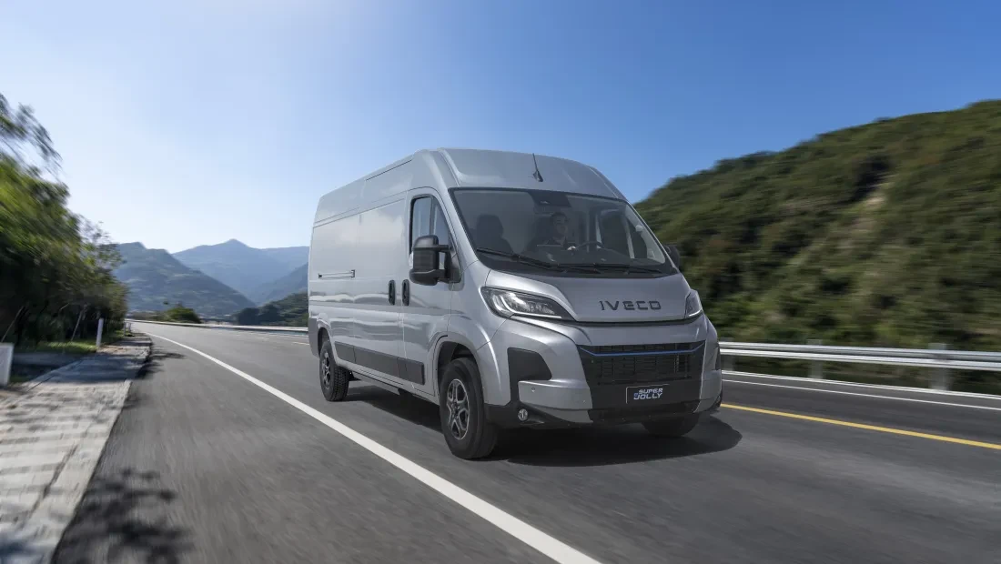 Iveco eSuperJolly highway
